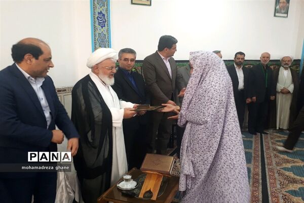 طنین بانگ توحید درمدارس یزد