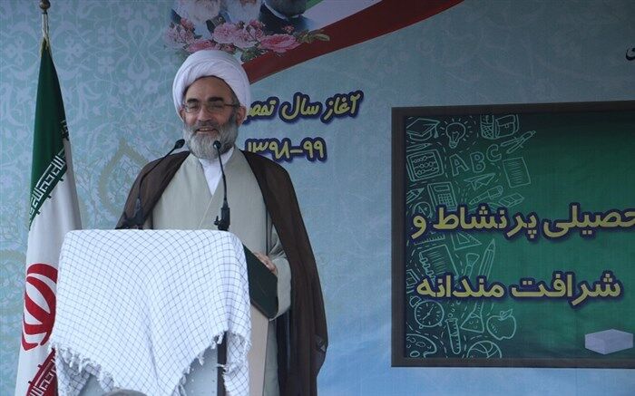 اقتدار جوامع با علم آموزی حاصل می شود