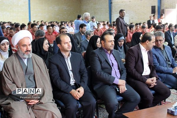 آیین نمادین زنگ مهر و مقاومت در دبیرستان محمد رسول الله سمنان-2