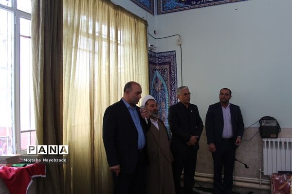 نواخته شدن زنگ مهر در آموزشگاه دخترانه دانش سبزوار