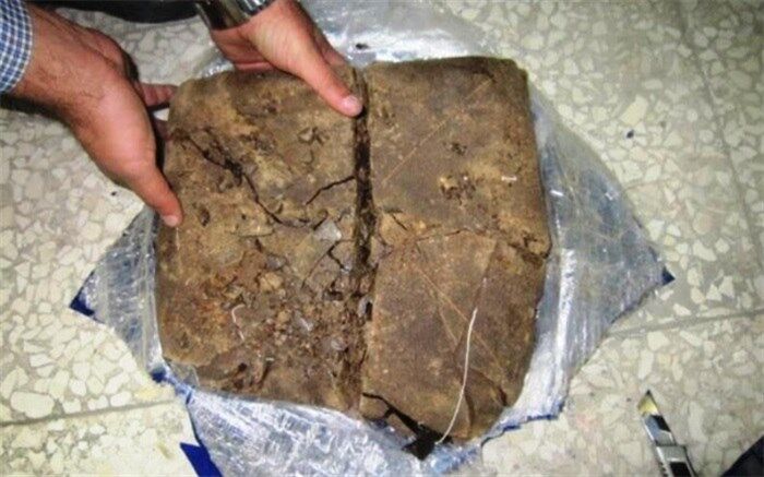 خودرو سواری با ۲۸۵ کیلوگرم تریاک در یزد توقیف شد