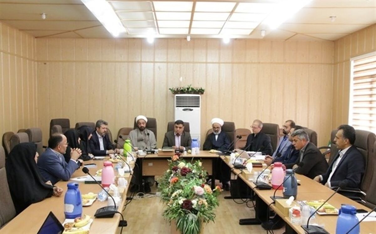 احساس مسئولیت اولیا نسبت به سرنوشت مدرسه در مدرسه محوری