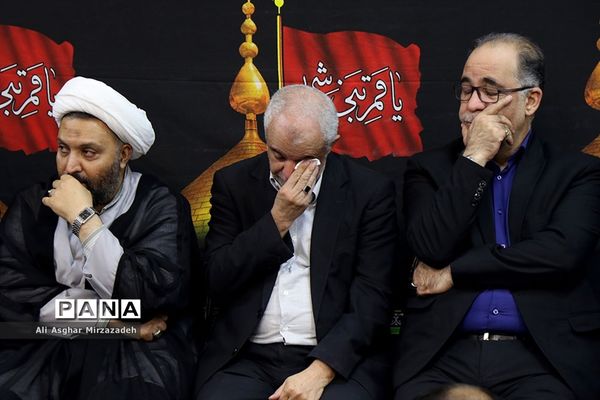 مراسم عزاداری «جلوه حسین(ع)» با حضور اهالی رسانه و فرهنگ در فرهنگ‌سرای رسانه