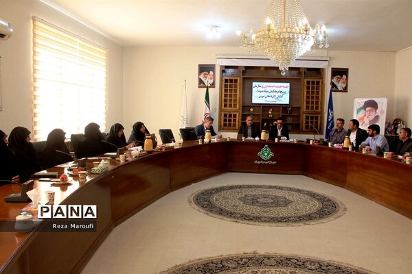 جلسه هیات اندیشه‌ورزی سازمان بسیج فرهنگیان سپاه شهدا آذربایجان غربی