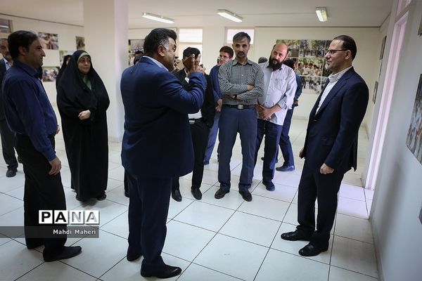 افتتاح نمایشگاه عکس دائمی تشکیلات دانش آموزی