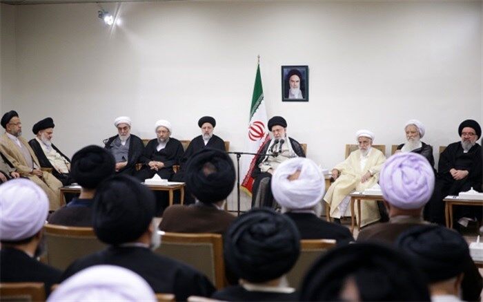 رئیس و نمایندگان مجلس خبرگان با رهبر معظم انقلاب دیدار کردند