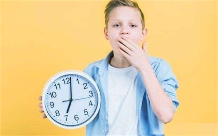 صبح زود مدرسه رفتن برای کودکان مضر است!