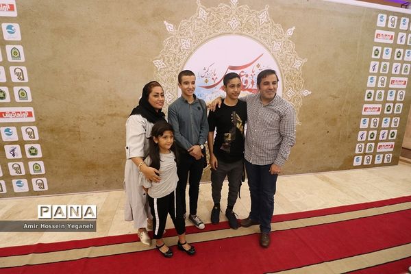 اکران فیلم تنگه ابوقریب با حضور بازیگران در جزیره کیش