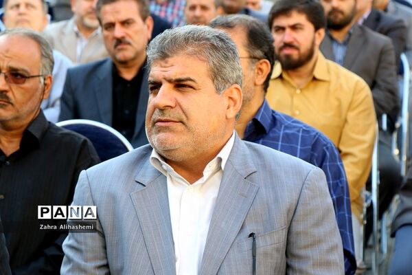 تشیع پیکر شهید گمنام در صبحگاه مشترک بسیج فرهنگیان تهران