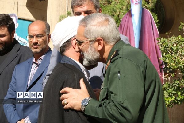 تشیع پیکر شهید گمنام در صبحگاه مشترک بسیج فرهنگیان تهران