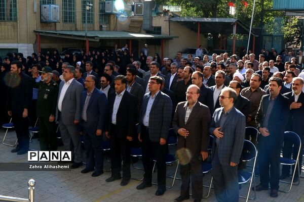 تشیع پیکر شهید گمنام در صبحگاه مشترک بسیج فرهنگیان تهران