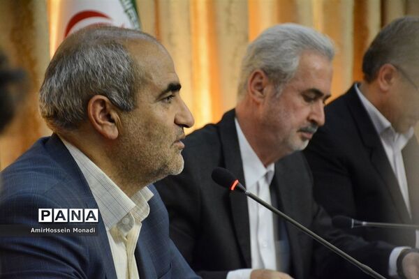 چهارمین جلسه شورای آموزش و پرورش استان در سال ۹۸