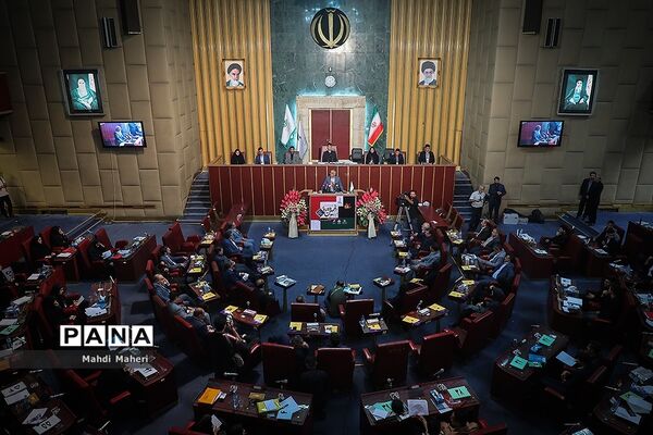 دومین نشست نهمین مجلس دانش آموزی - 2