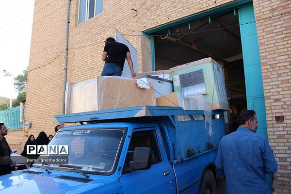 کارناوال تجهیزات مدارس کم برخوردار در استان یزد