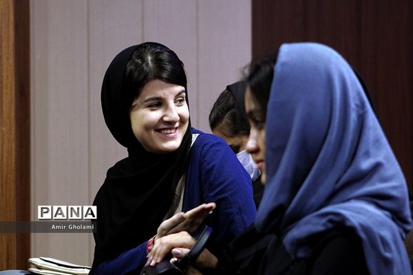 همایش تجلیل از نفرات برتر کنکور چهاردانگه