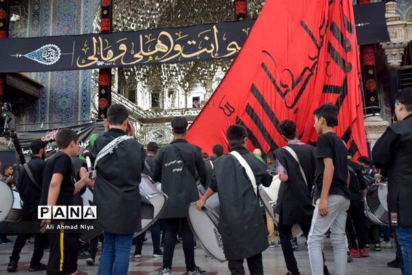 حرکت نمادین کاروان اسرای کربلا در قم