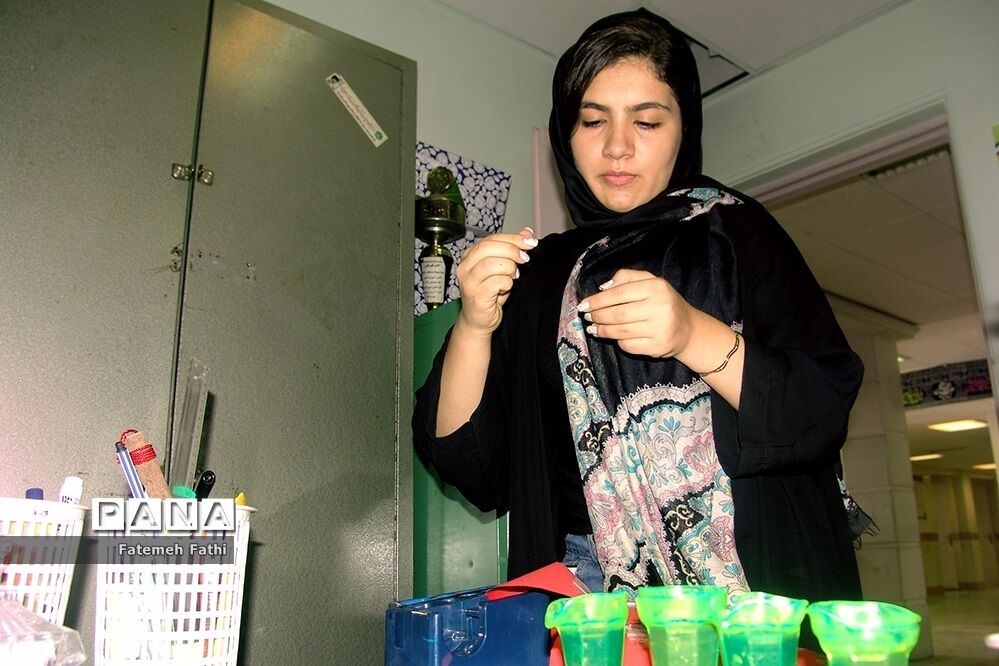 آماده‌سازی دبیرستان دخترانه شهیدوجدانی پاک چهاردانگه برای سال تحصیلی جدید