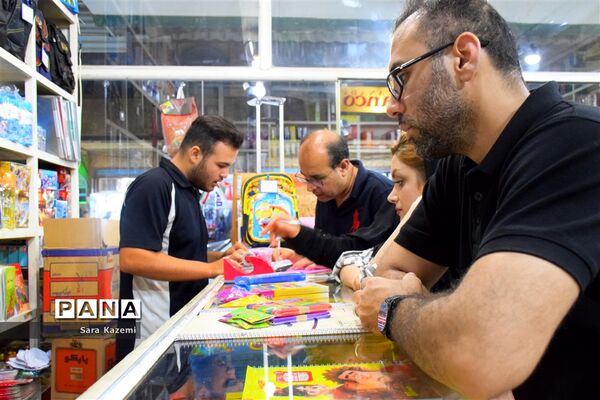 بوی ماه مهر در بازار آبادان