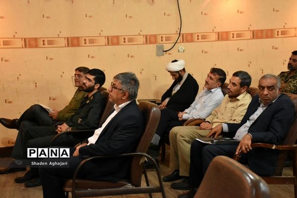 برگزاری شب شعر ایثار و مقاومت به‌مناسبت  هفته دفاع مقدس در امیدیه