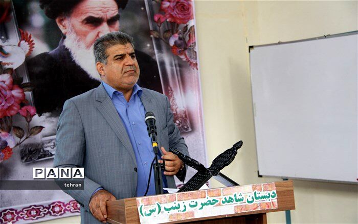 فولادوند: انجمن اولیا و مربیان پل ارتباطی دونهاد آموزشی مهم است