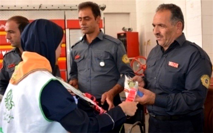 کار شما کار بسیار سخت، طاقت فرسا و لحظه ای است