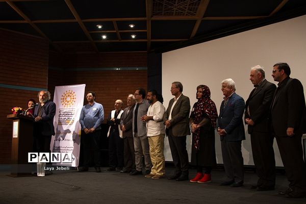 افتتاحیه هفتمین جشنواره فیلم مستقل خورشید با گرامیداشت سینمای کیانوش عیاری