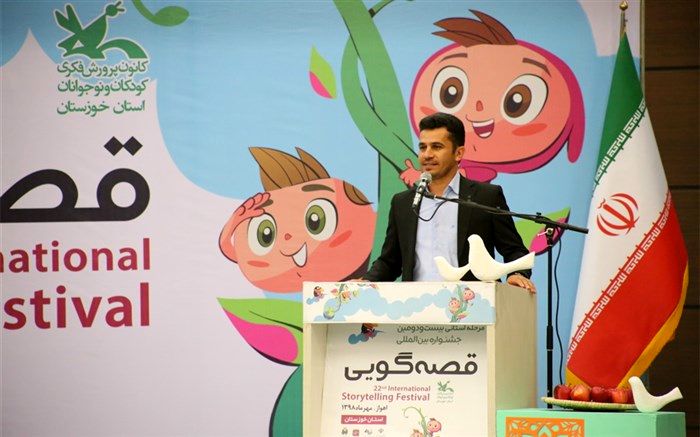 تلاش می‌کنیم تا ظرفیت‌های استان را در حوزه ادبیات بومی تقویت کنیم