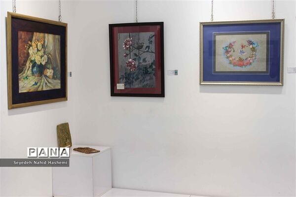 برگزاری نمایشگاه هنرهای تجسمی فرهنگیان و دانش‌آموزان ناشنوای فارس در نگارخانه ایمان و اندیشه
