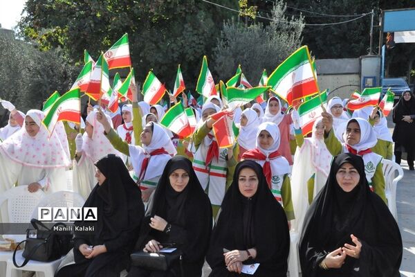 زنگ جشن عاطفه‌ها در مدرسه شهید بخشنده خلیل‌شهر