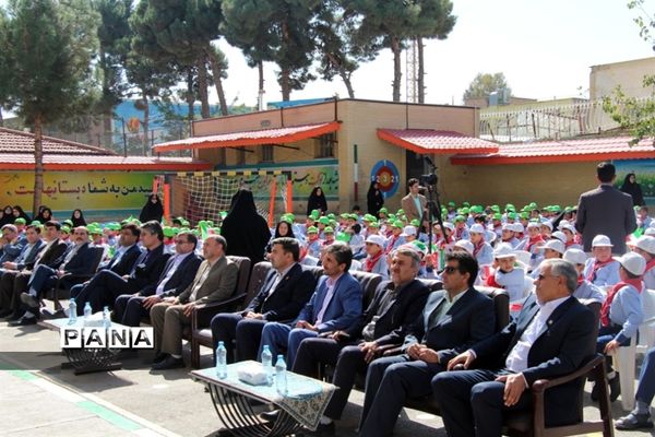 آیین مهر عاطفه ها در ناحیه 1 مشهد