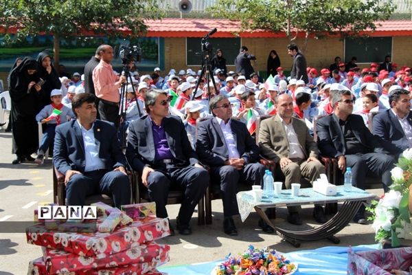 آیین مهر عاطفه ها در ناحیه 1 مشهد