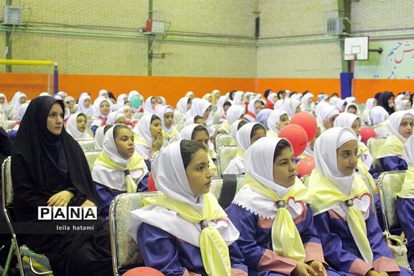 مراسم جشن مهر عاطفه‌ها در تبریز