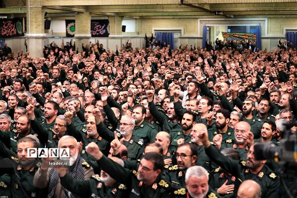 دیدار «مجمع عالی فرماندهان سپاه» با فرمانده کل قوا