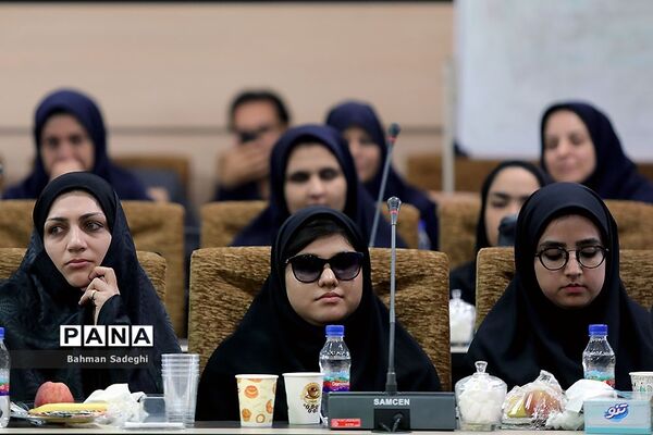 آیین تجلیل از رتبه های برتر آزمون سراسری دانشگاه‌ها توسط سازمان بهزیستی