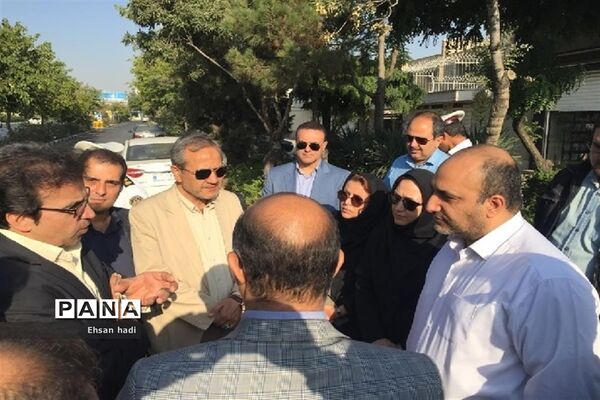 کاشت جمعی گل و گیاه در فضای سبز محلات توسط اعضای باشگاه سالمندان گنجینگان