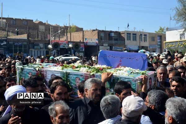 مراسم تشییع پیکر پاک و مطهر پاسدارجانباز شهید سردار ابراهیم غلامی دربیرجند