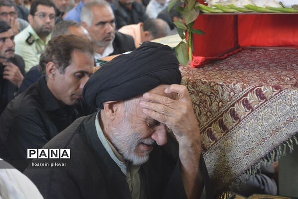 مراسم تشییع پیکر پاک و مطهر پاسدارجانباز شهید سردار ابراهیم غلامی دربیرجند
