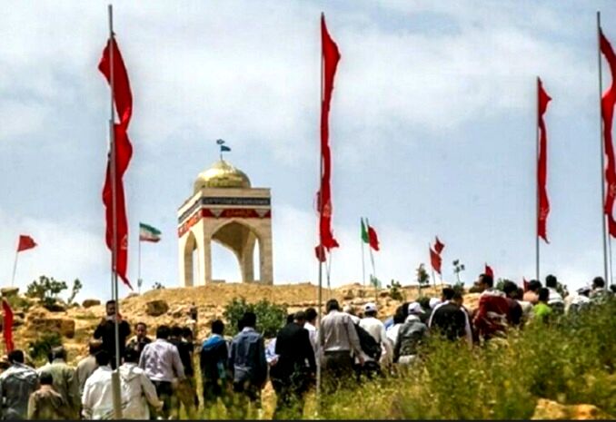 بازدید از یادمان شهدا و موزه‌های دفاع مقدس  