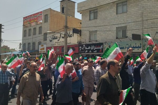 حضور باشکوه مردم شهرستان فردیس در راهپیمایی جمعه نصر و خشم