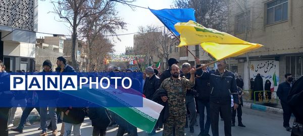 حضور حماسی مردم فلاورجان در راهپیمایی 22 بهمن