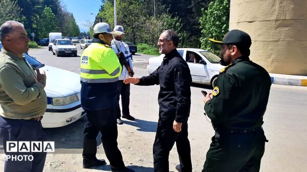 بازدید فرمانده انتظامی گلستان از خدمت‌رسانی کارکنان انتظامی در کردکوی 
