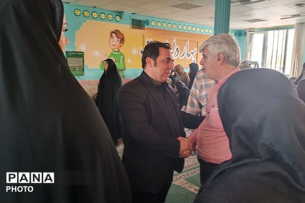 مجمع انجمن اولیا و مربیان دبستان علامه طباطبایی با رویکرد تحکیم پیوند خانه و مدرسه