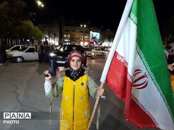 تجلی همبستگی مردم ولایتمدار یکن‌آباد در جوار آرامگاه بوعلی‌سینا
