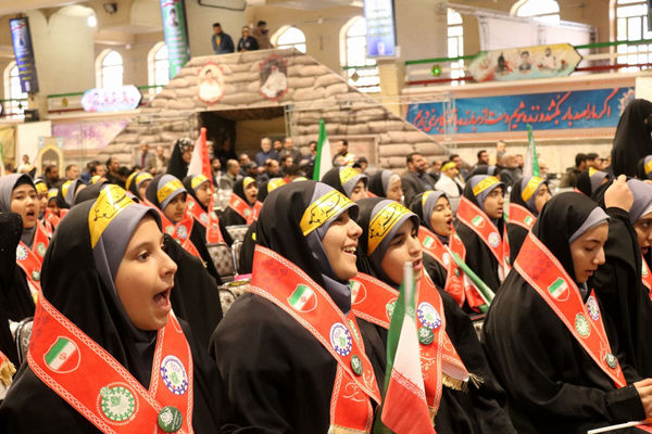 جلوه‌هایی از یادواره شهدای فرهنگی و دانش‌آموز استان قم