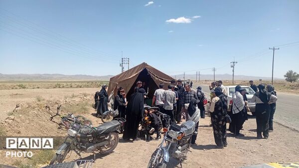 استقبال موکب رباط میاندشت از زائران پیاده حضرت رضا(ع)