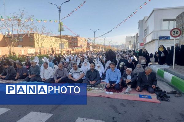 اقامه نماز عید فطر در قیامدشت ناحیه یک ری