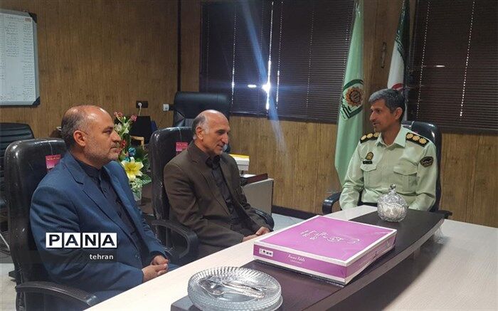 دیدار مدیر منطقه۹ با سرهنگ مالمیر به مناسبت هفته نیروی انتظامی
