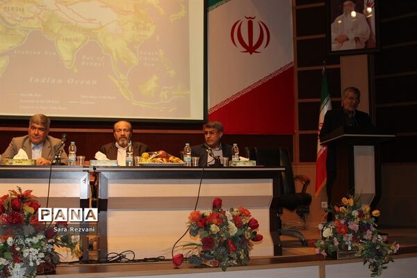 نشست هم‌اندیشی تجار و بازرگانان اسلامشهر با اتاق بازرگانی ایران و آفریقا