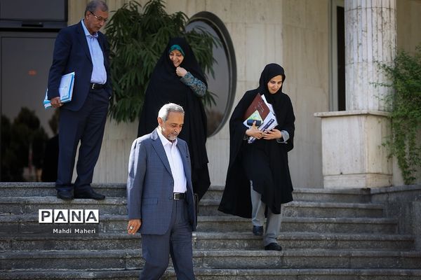 حاشیه جلسه هیات دولت