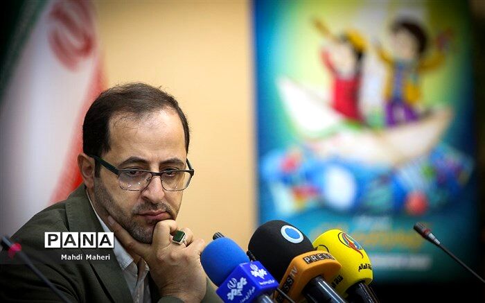 فاضل نظری: رده‌بندی سنی به خانواده‌ها برای انتخاب فیلم کمک می‌کند